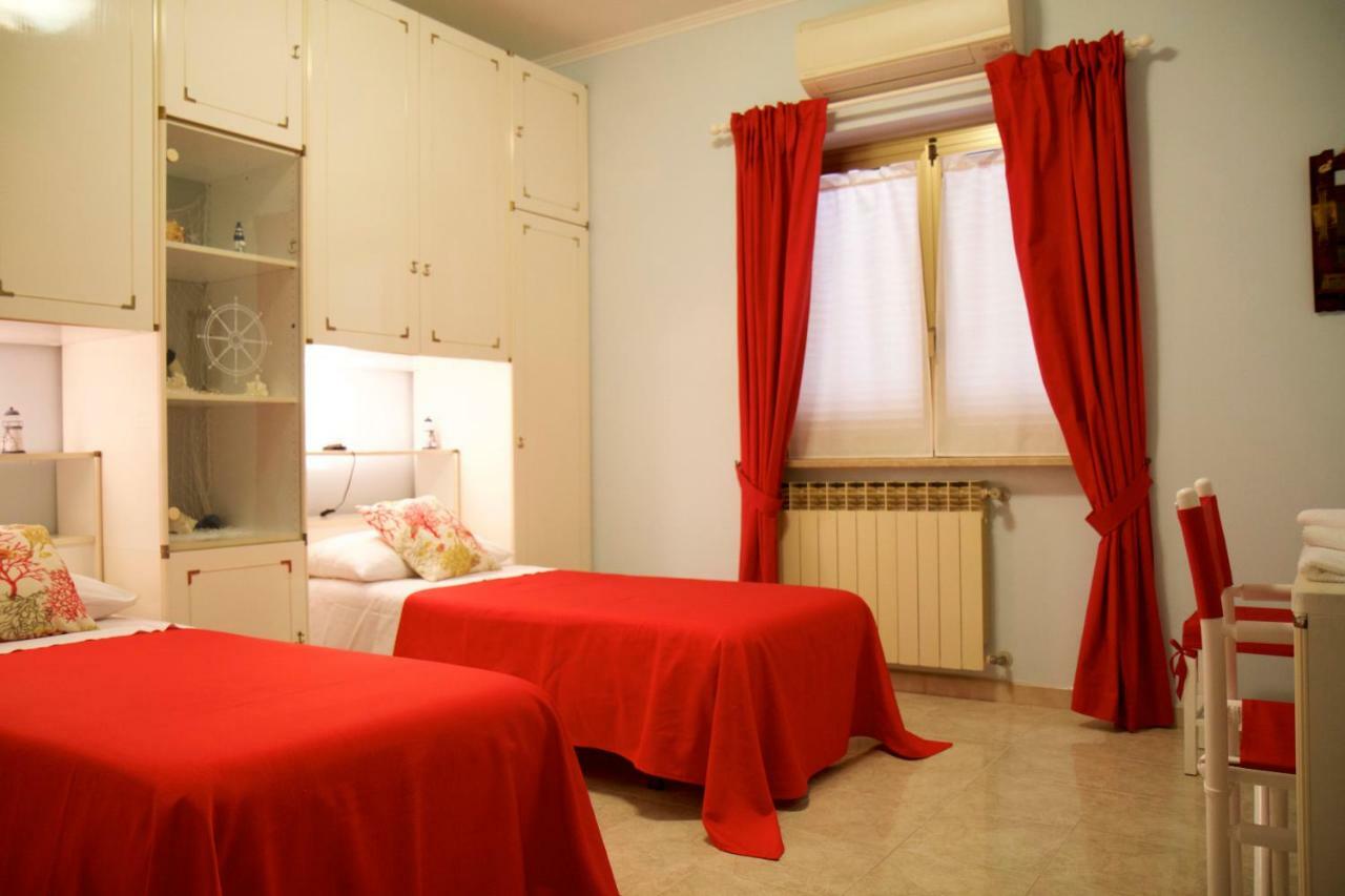 Ferienwohnung Domus Palombi Ladispoli Exterior foto